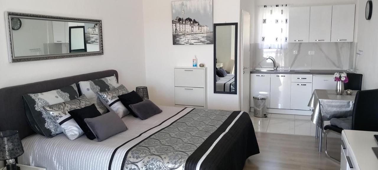 Beautyful Sea View 6 Luxury Studio Danijela 塞尼 外观 照片